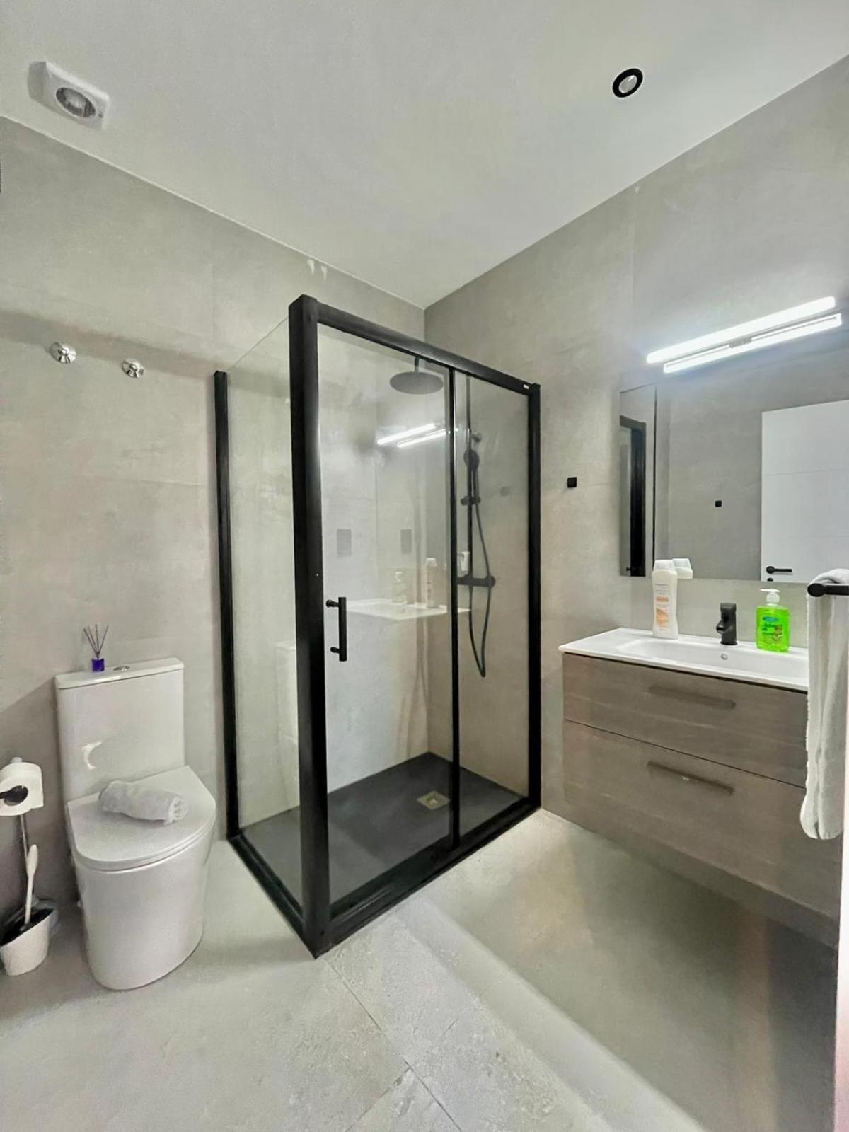 Palm Beach Rentals Аликанте Экстерьер фото