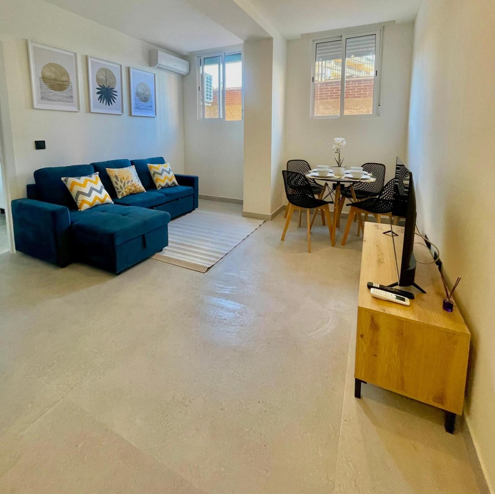 Palm Beach Rentals Аликанте Экстерьер фото